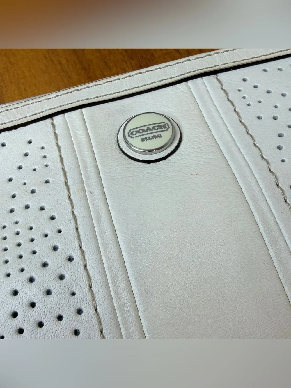 Coach White/Chalk Perforated Leather Wristlet Signature C Clutch Y2K